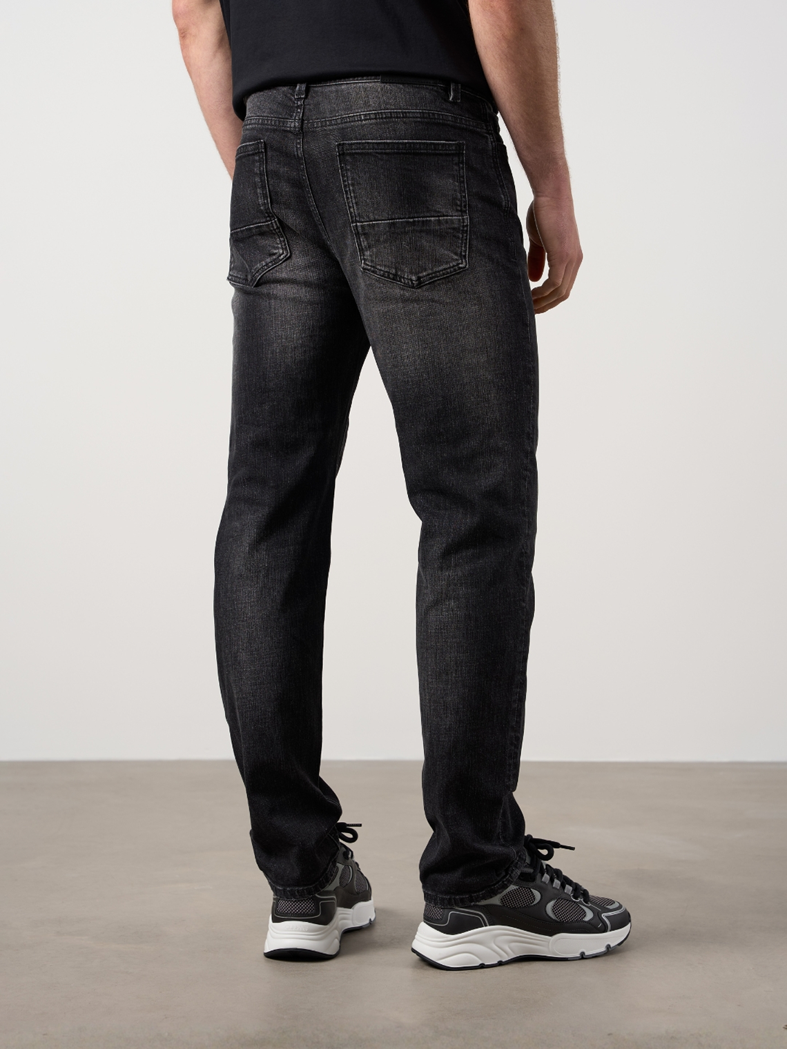 Straight Leg Denim Jeans Black