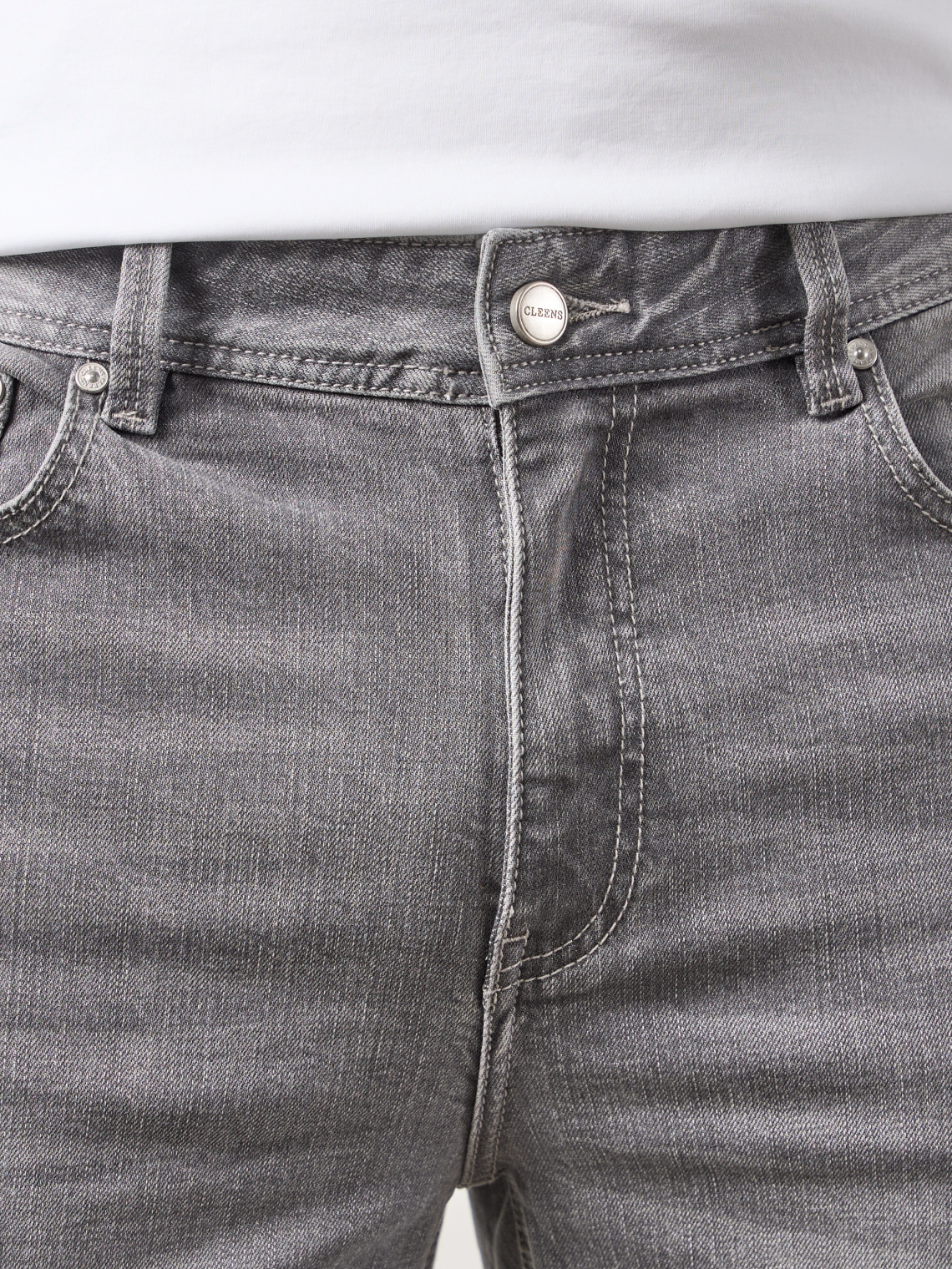 Straight Leg Denim Jeans Grey